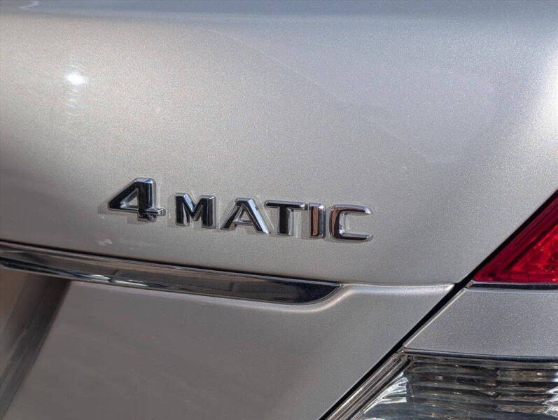 2009 Mercedes-Benz S-Class S 550 4MATIC