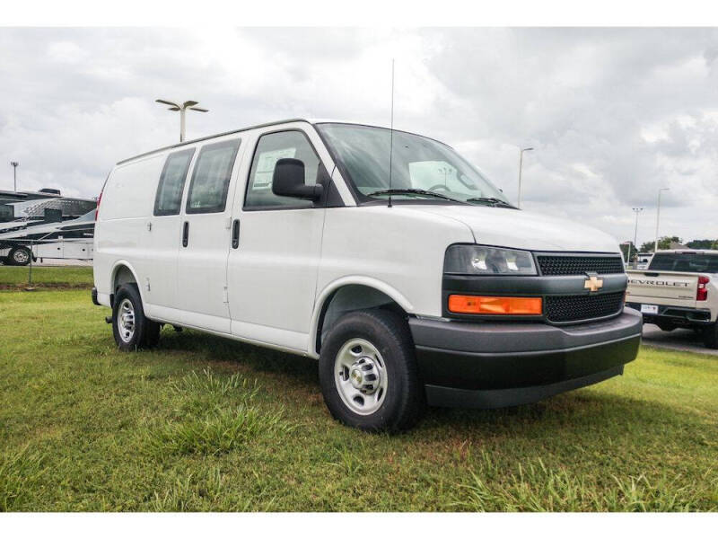 2026 Chevrolet Express 2500
