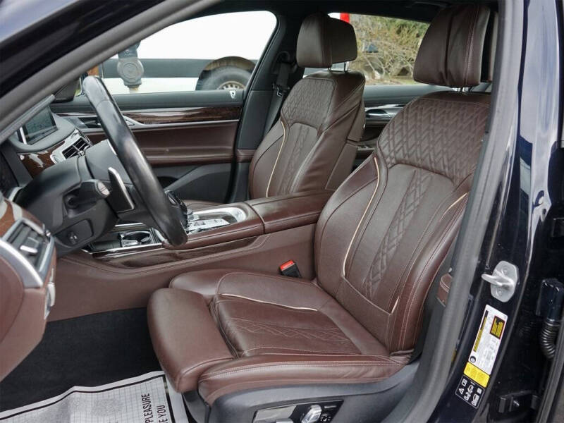 2022 BMW 7 Series 750i xDrive