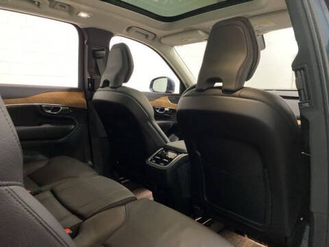 2025 Volvo XC90 B6 Plus Bright Theme 7P
