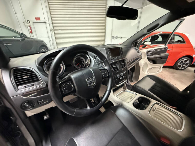 2017 Dodge Grand Caravan SXT