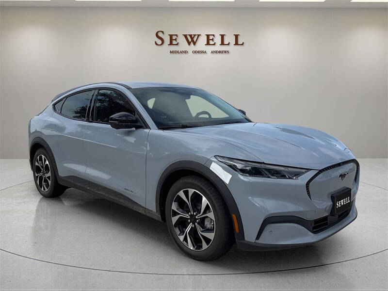 2025 Ford Mustang Mach-E Select