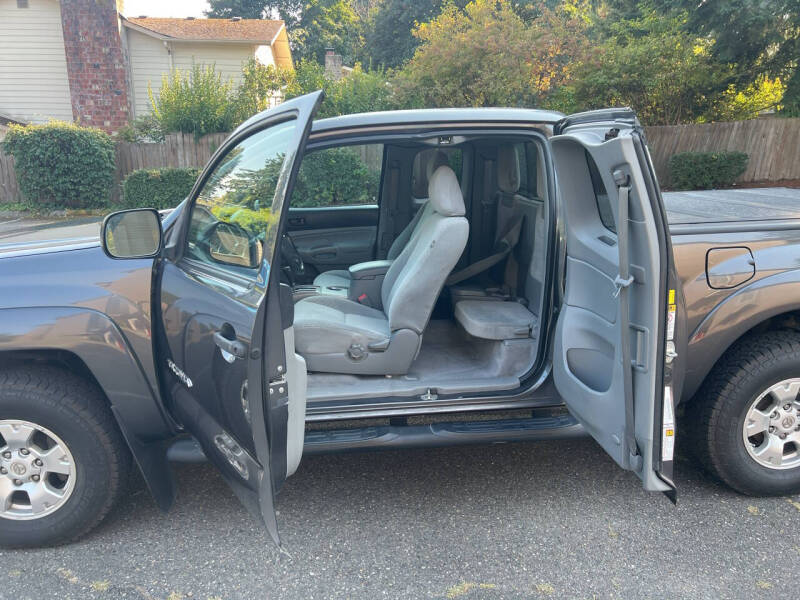 2011 Toyota Tacoma PreRunner V6