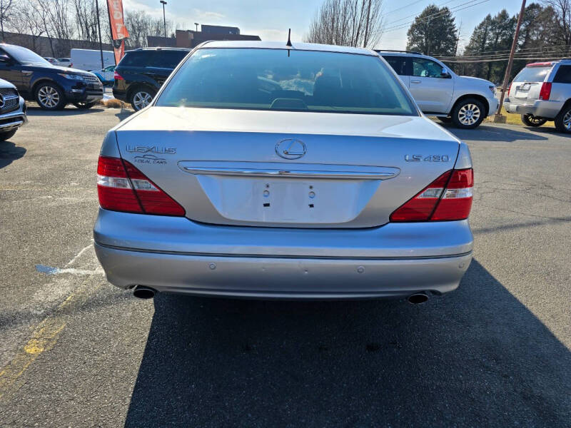 2005 Lexus LS 430