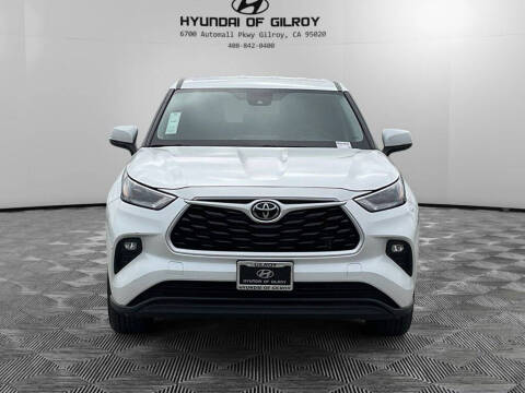 2024 Toyota Highlander LE