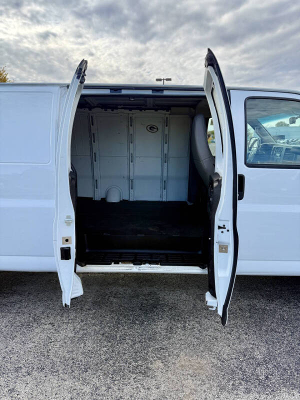 2020 Chevrolet Express 2500