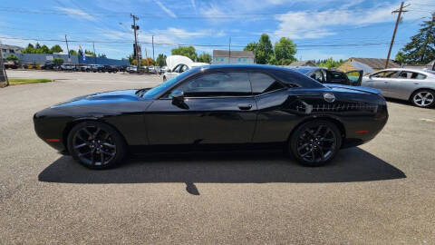 2019 Dodge Challenger SXT