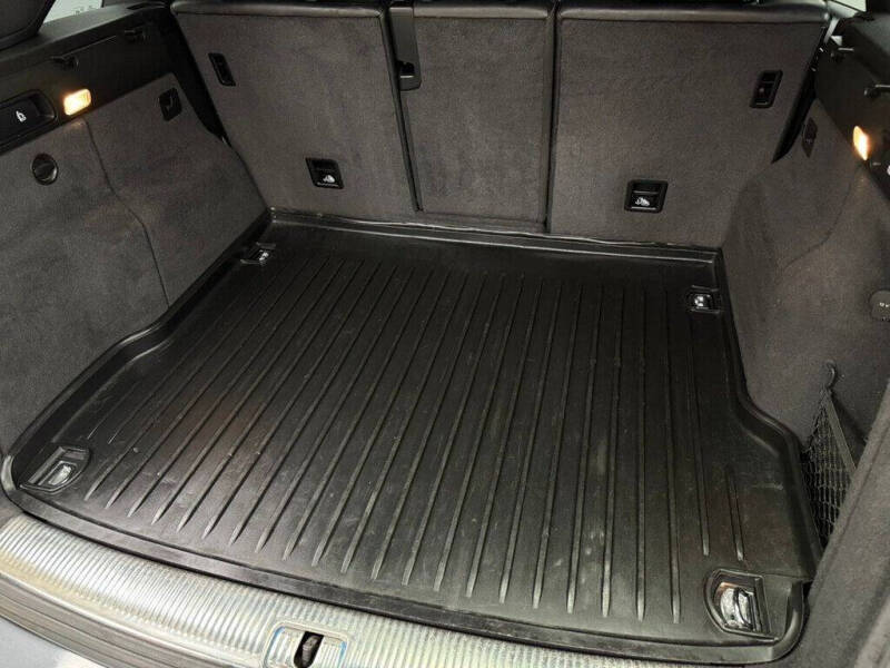 2016 Audi SQ5 3.0T quattro Premium Plus