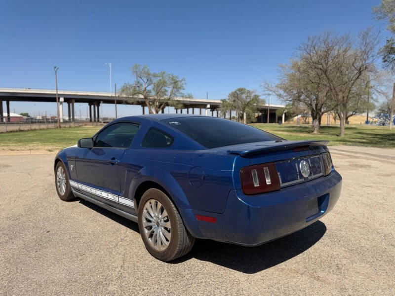 2009 Ford Mustang V6 Deluxe