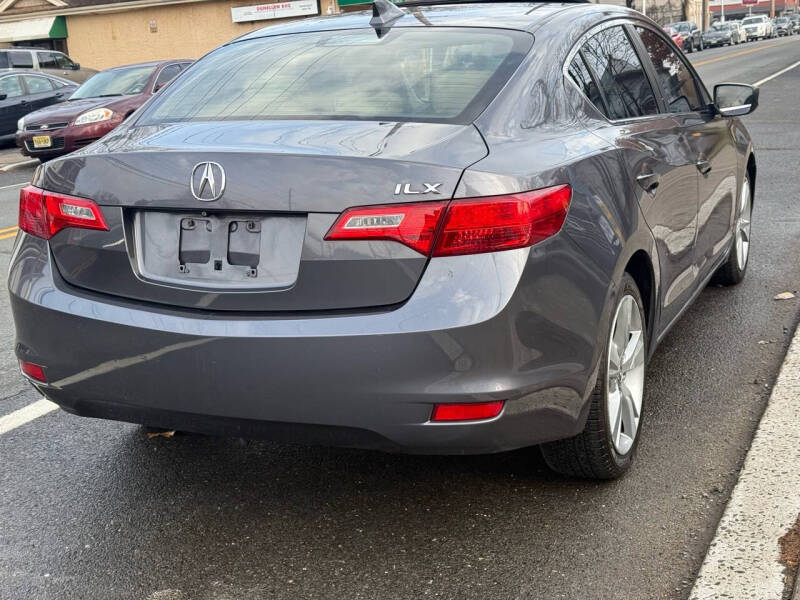 2015 Acura ILX Premium photo 4