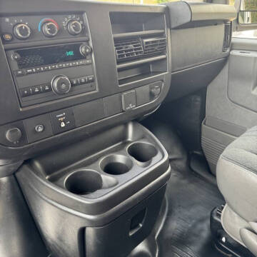 2023 Chevrolet Express 2500