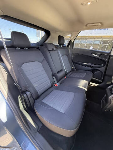 2018 Ford Edge SE