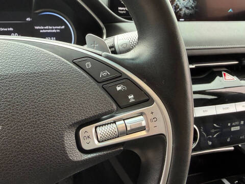 2023 Genesis G80