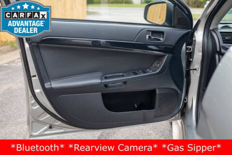 2017 Mitsubishi Lancer ES