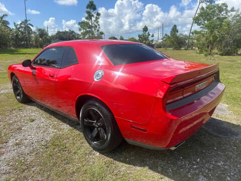 2014 Dodge Challenger SXT