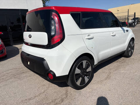 2016 Kia Soul +