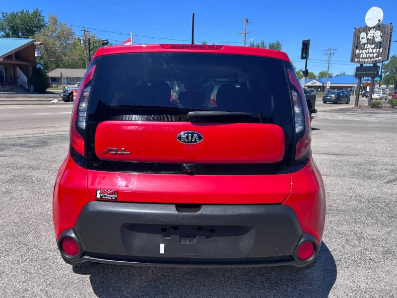 2015 Kia Soul +