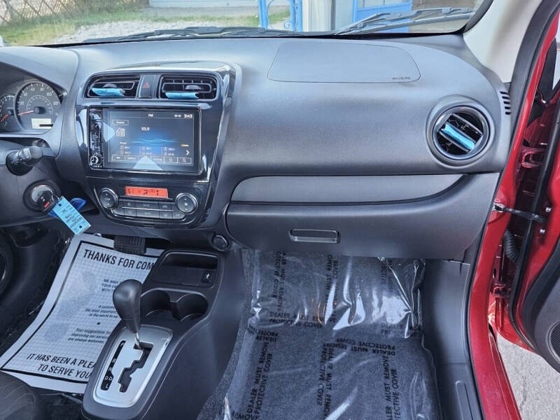 2024 Mitsubishi Mirage ES