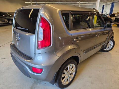 2012 Kia Soul +