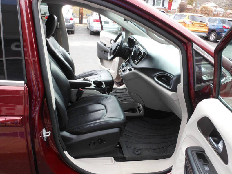 2018 Chrysler Pacifica Touring L