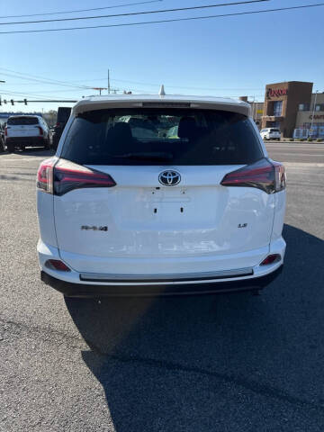 2018 Toyota RAV4 LE