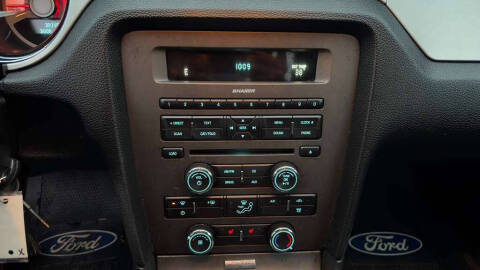 2012 Ford Mustang V6 Premium