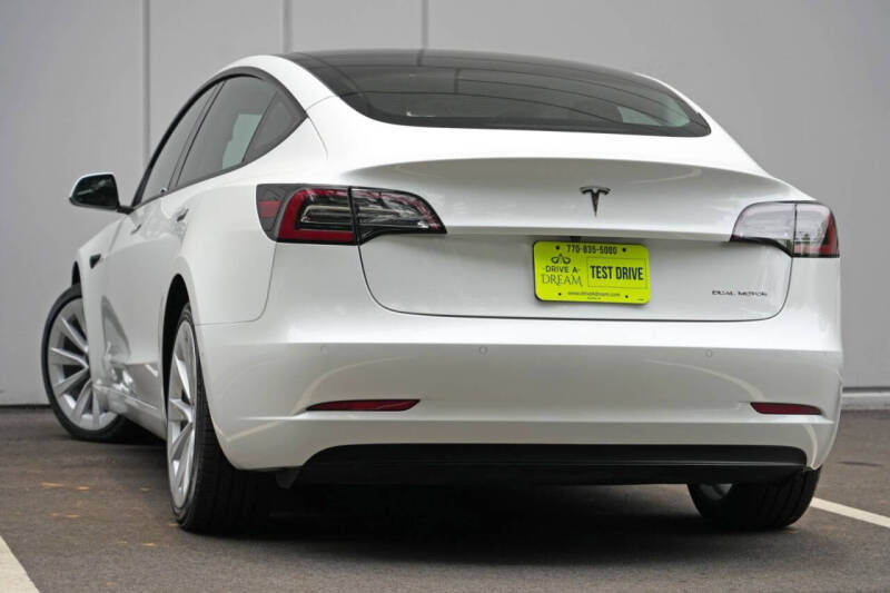 2022 Tesla Model 3 Long Range