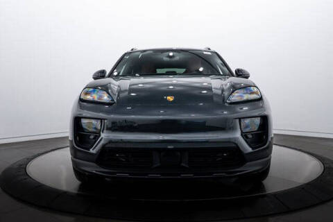 2025 Porsche Macan 4S Electric