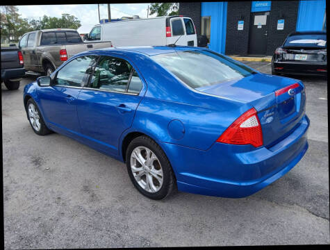 2012 Ford Fusion SE