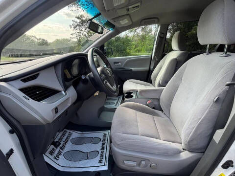 2017 Toyota Sienna