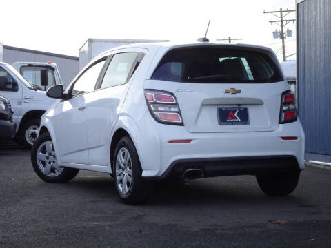 2017 Chevrolet Sonic LT Auto Fleet