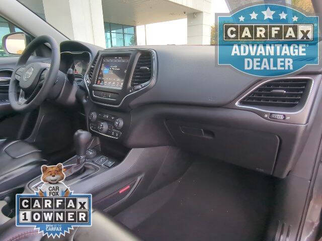 2022 Jeep Cherokee Trailhawk