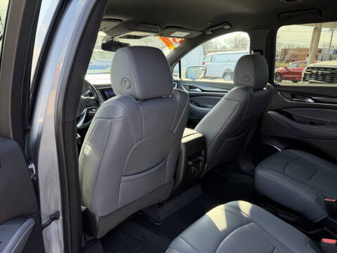 2023 Buick Enclave Essence