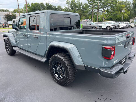 2025 Jeep Gladiator Sport