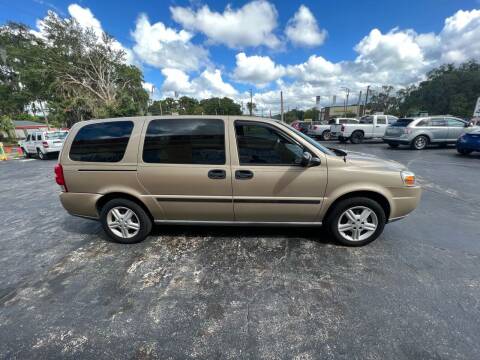 2005 Chevrolet Uplander for sale at BSS AUTO SALES INC in Eustis FL
