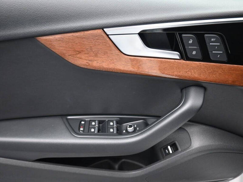 2022 Audi A4 quattro Premium 40 TFSI