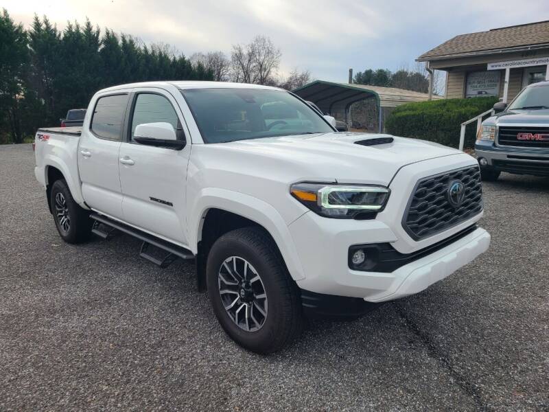 2022 Toyota Tacoma for sale at Carolina Country Motors in Hickory NC