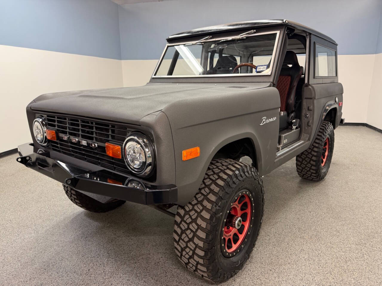 1970 Ford Bronco 22