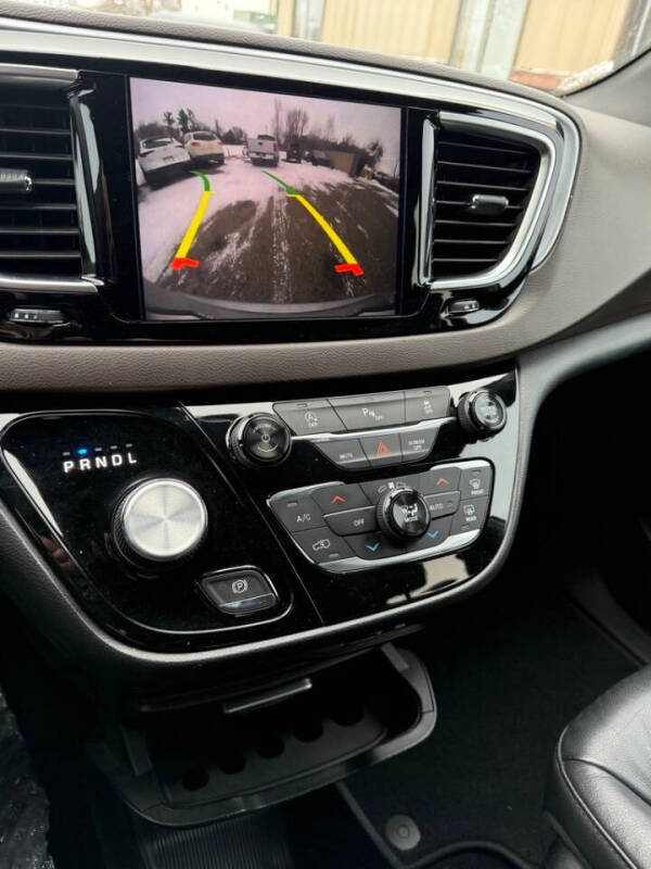 2018 Chrysler Pacifica Touring L