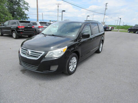 2012 Volkswagen Routan SE