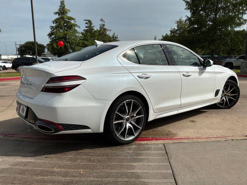 2026 Genesis G70 2.5T Standard