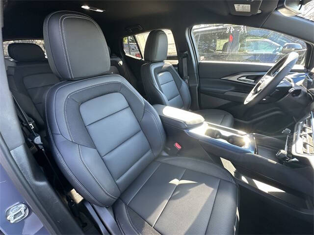 2026 Chevrolet Equinox EV LT 2