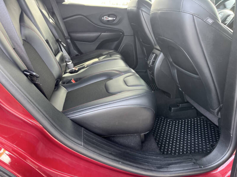 2020 Jeep Cherokee Trailhawk