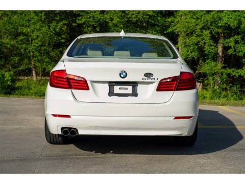 2013 BMW 5 Series 528i