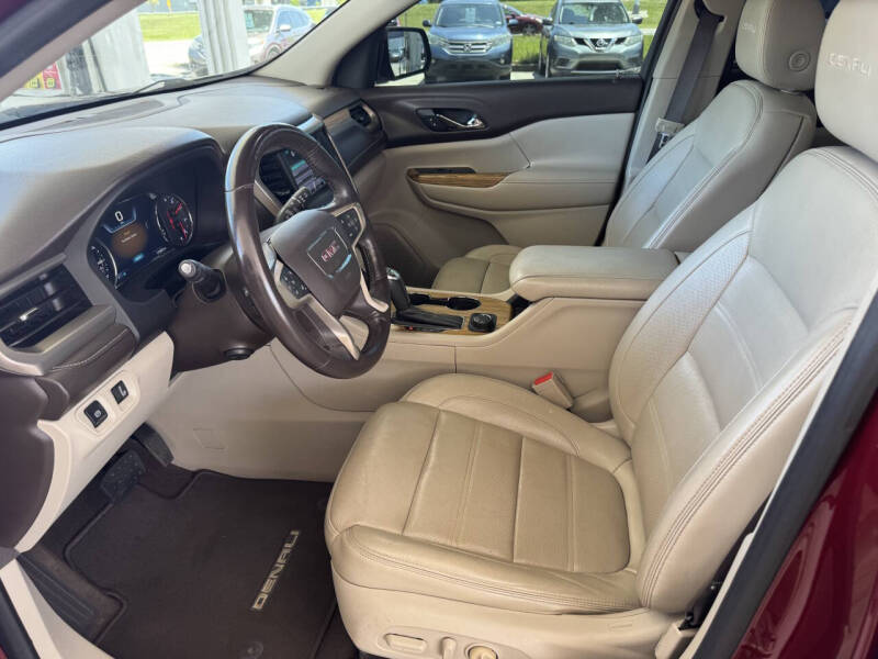 2017 GMC Acadia Denali