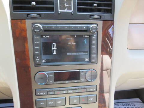 2013 Lincoln Navigator L