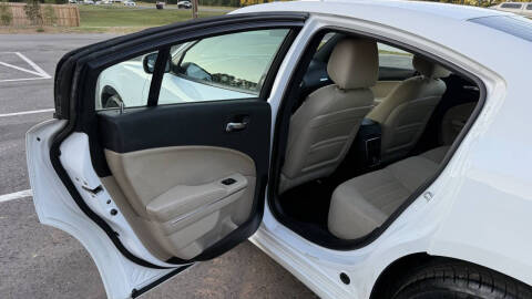 2012 Dodge Charger SE