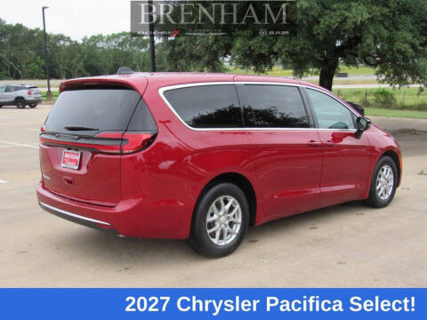 2027 Chrysler Pacifica Select