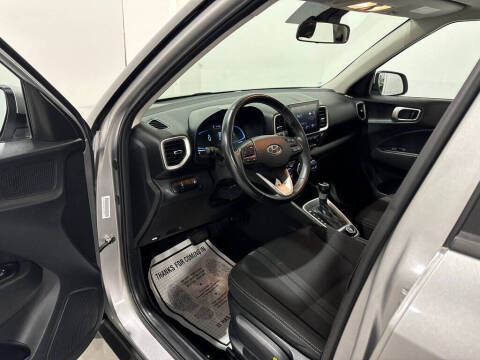 2023 Hyundai Venue SEL