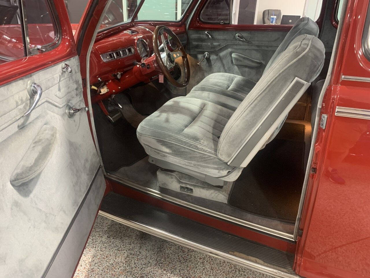 1946 Ford Super Deluxe 20